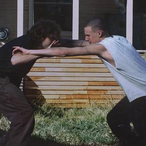 久久精品人成免费
